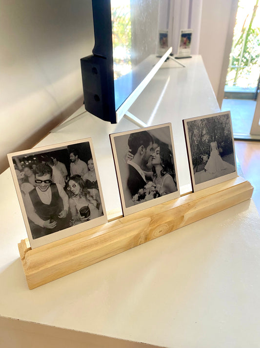 Porta Retrato de Mesa + 3 Fotos